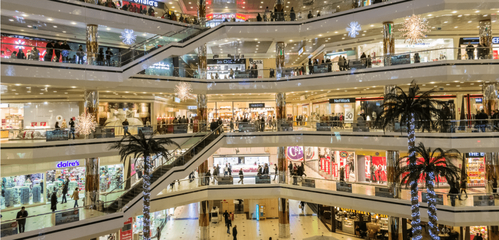 Retail chains post impressive e-commerce growth in this week's earnings news
