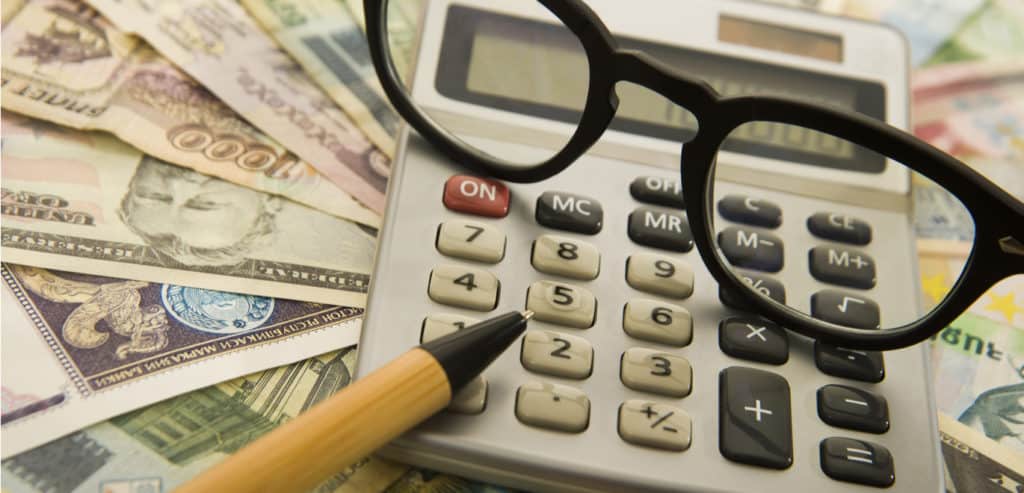 international e-commerce taxes and regulations