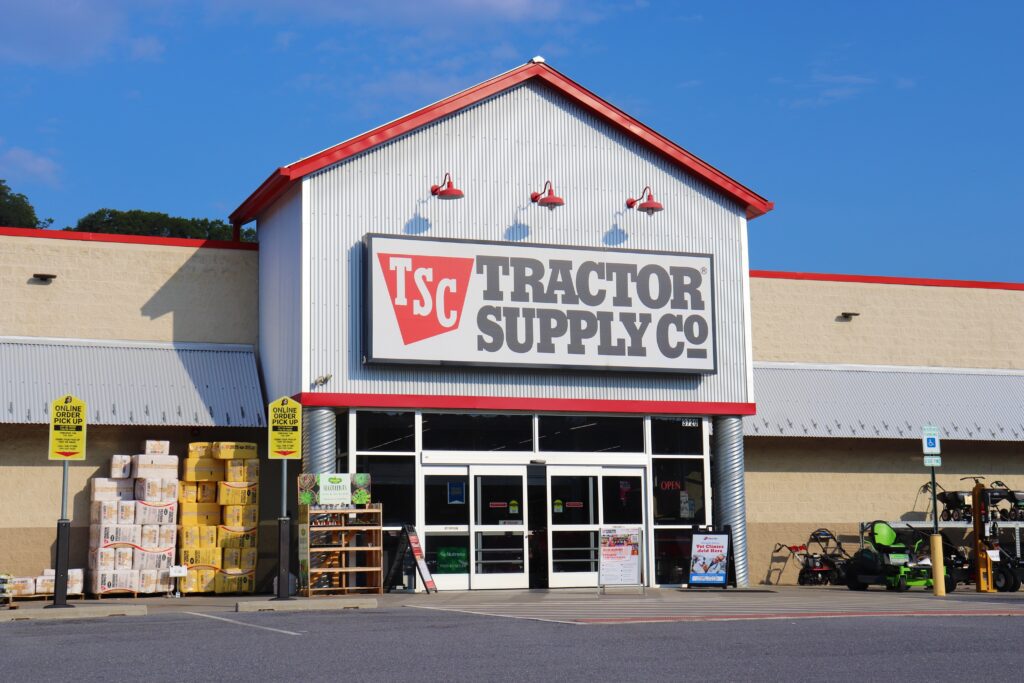 Tractor Supply Q2 earnings