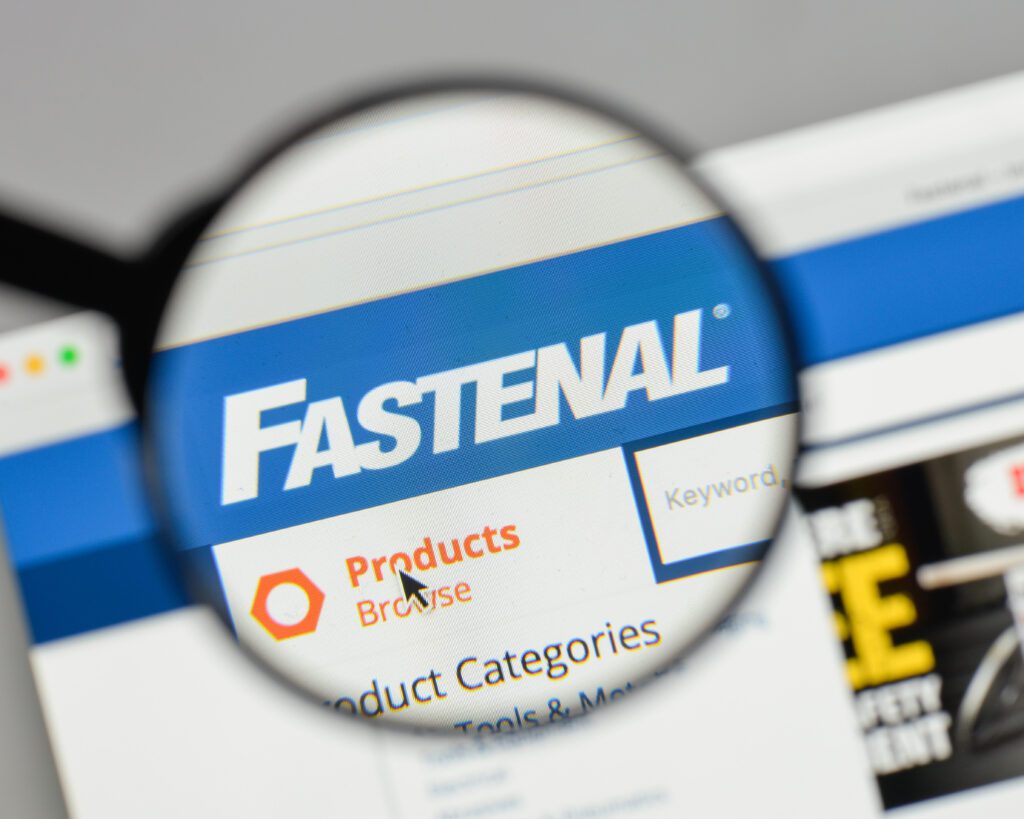 In its fiscal Q4 2024, digital sales represented 62.2% of total Fastenal revenue, an increase from 58.1% in the same quarter of 2023.