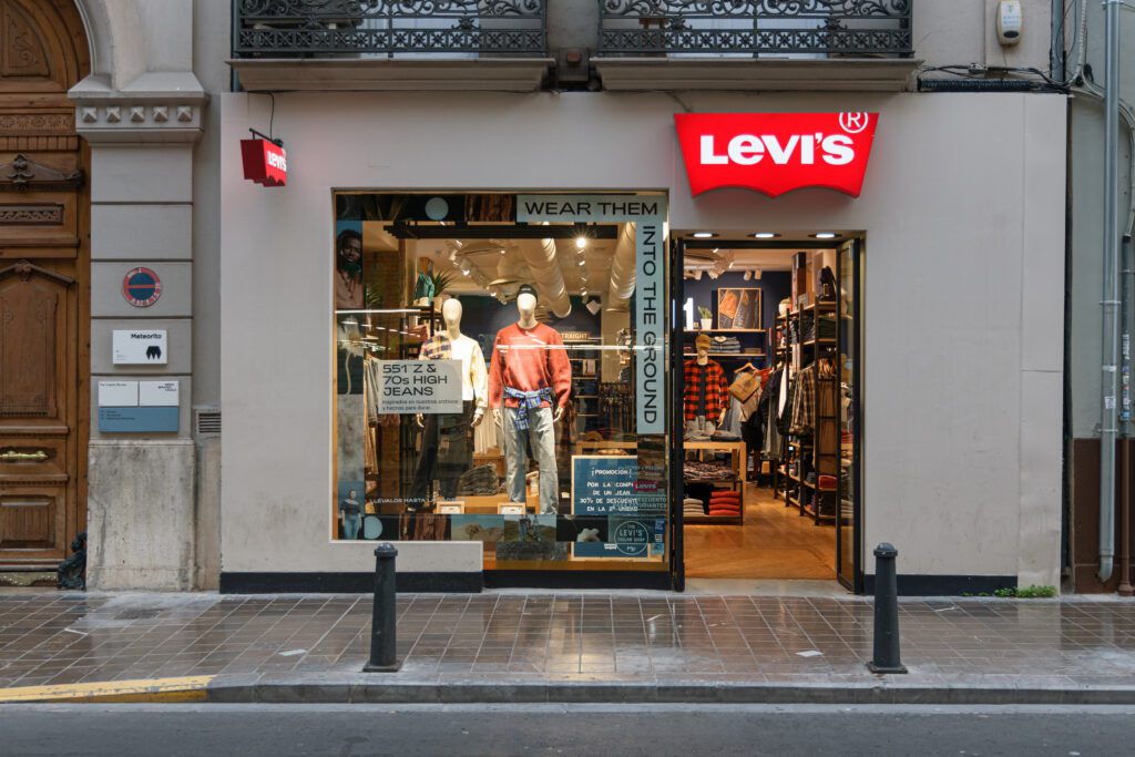 Ecommerce earnings, Levi Strauss