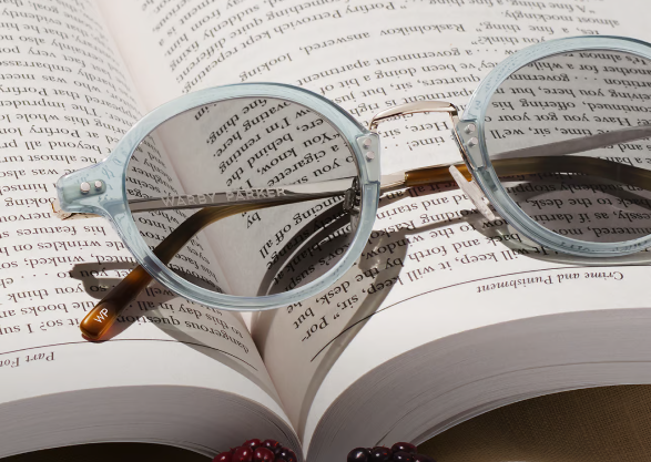 Warby Parker ecommerce revenue grew 5.5% year over year in Q1, its highest quarterly growth since 2021, the year it went public.