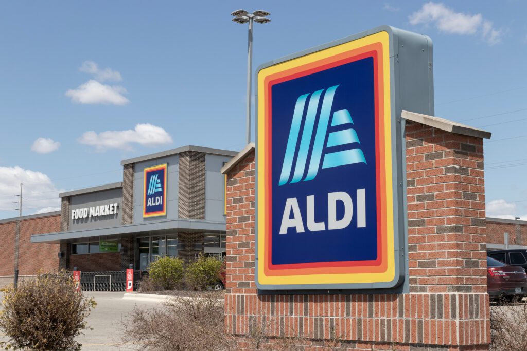 Aldi joins Best Buy, Dollar Tree, Sephora and DSW in joining Uber Eats since August and became the first to accept SNAP-EBT at launch. | Image credit: jetcityimage - Adobe Stock