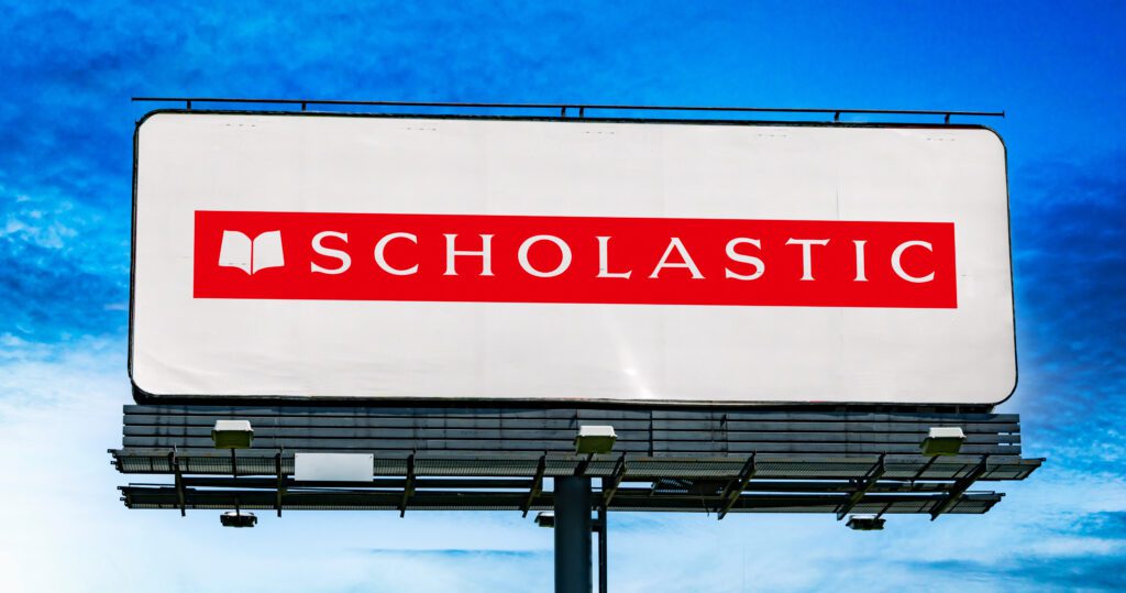 Ecommerce earnings, Scholastic | Image credit: monticellllo - Adobe Stock