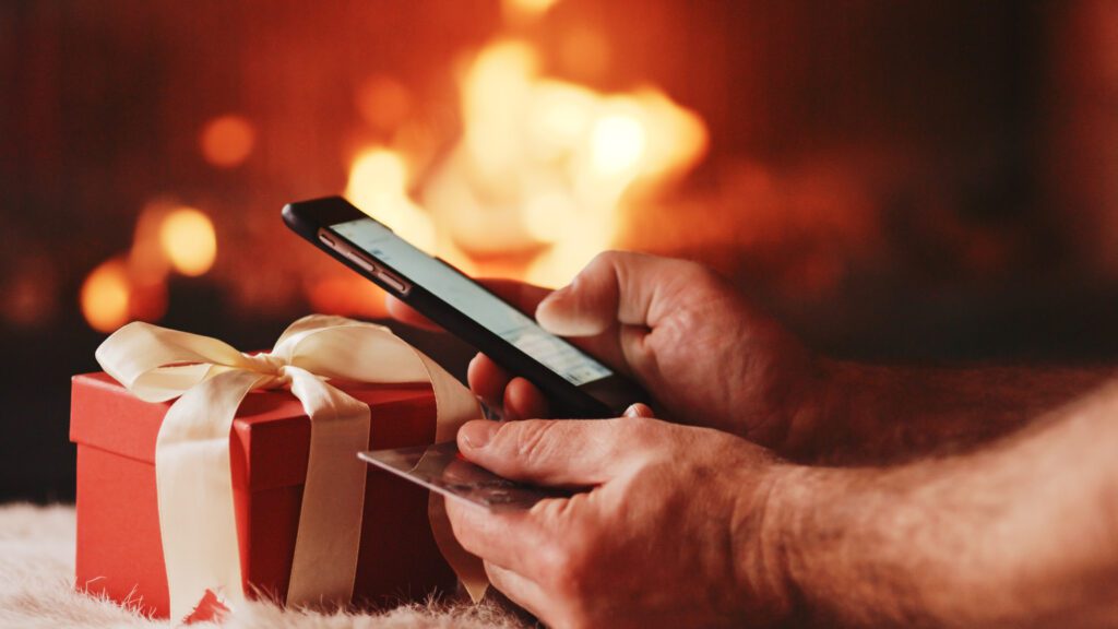 Holiday shopping forecasts | Image credit: AlexMaster - Adobe Stock